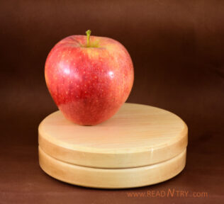 Lazy Susan with an apple